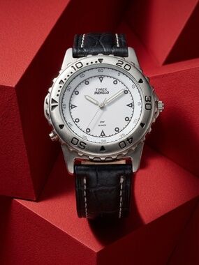 Unisex Vintage Timex Indiglo Quartz Dive Watch – White Dial, Rotating Bezel